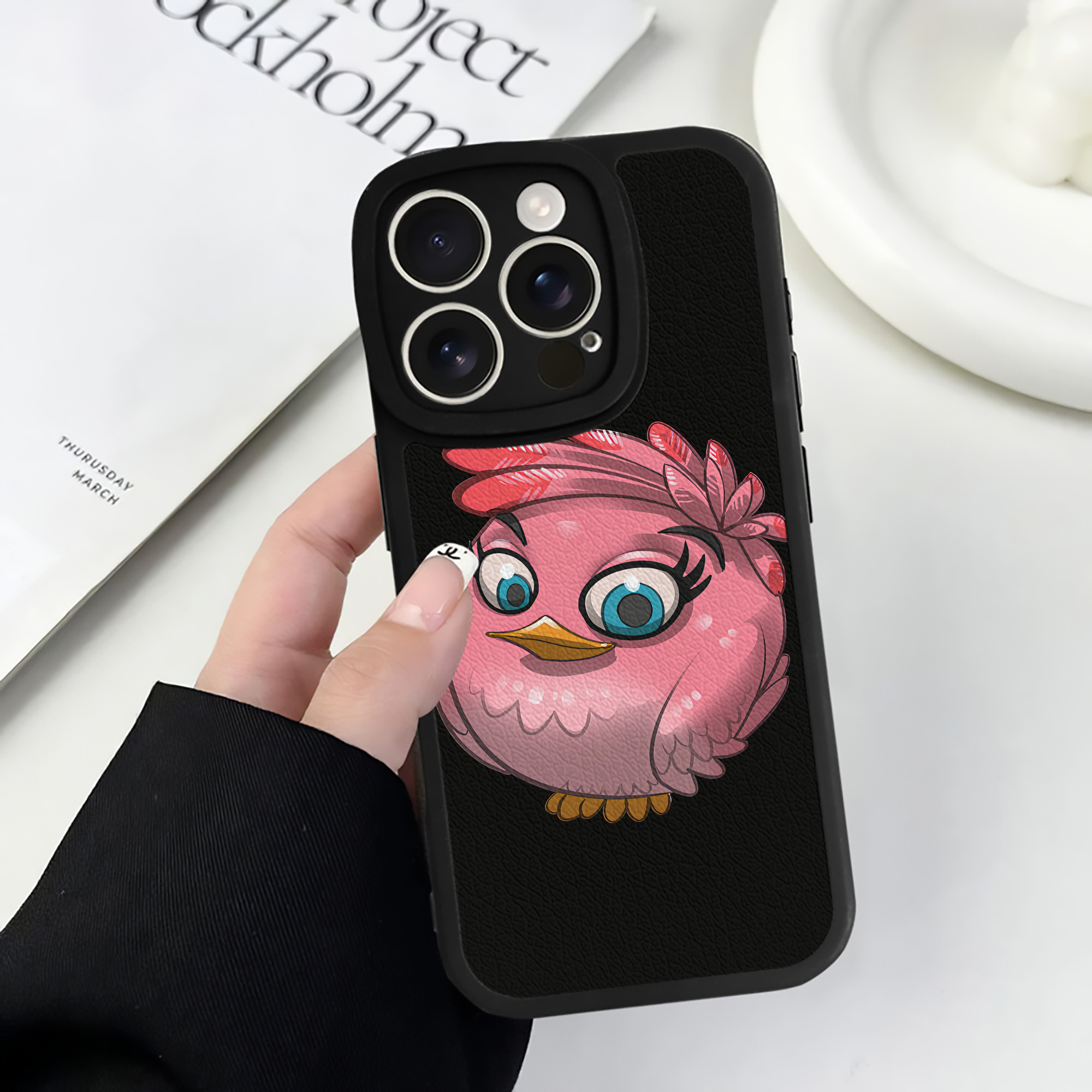 （画像用） Angry Birds アングリーバード 【iPhone 16シリーズ対応】シリコンスマホケース（レザー調） 材質：シリコン